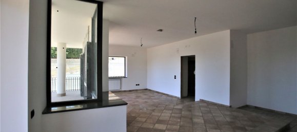 5-Zimmer Villa in Marano di Napoli, Italy, Nr. 30355 23
