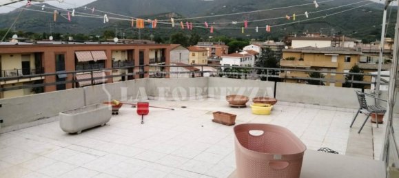 3 bedrooms Penthouse in Cascina, Italy No. 40781 3