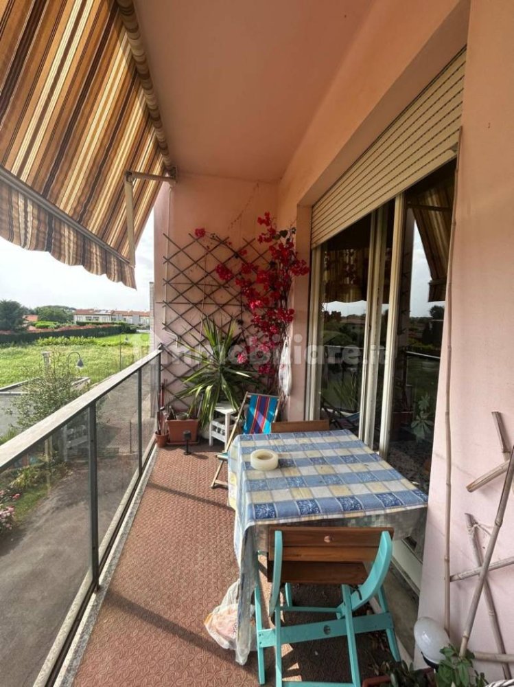 3 bedrooms Apartment in Pietrasanta, Italy No. 269286