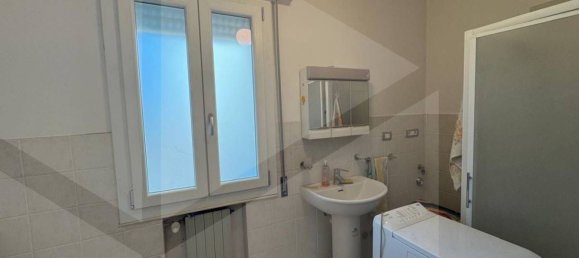 4 rooms Apartment in Castelnuovo Rangone, Italy No. 22068 12