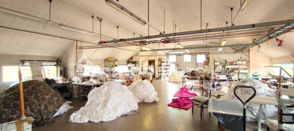 Armazém em Fiorano al Serio, Italy 397 m² N.º 341469 8