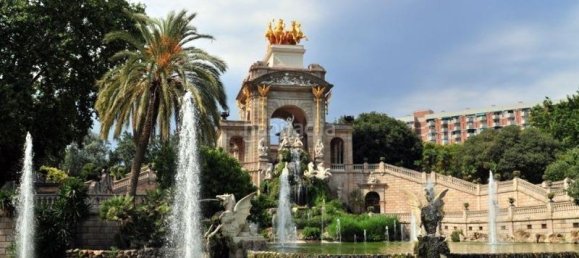 Gebäude in Ciutat Vella, Spain 1100m², Nr. 116195 5