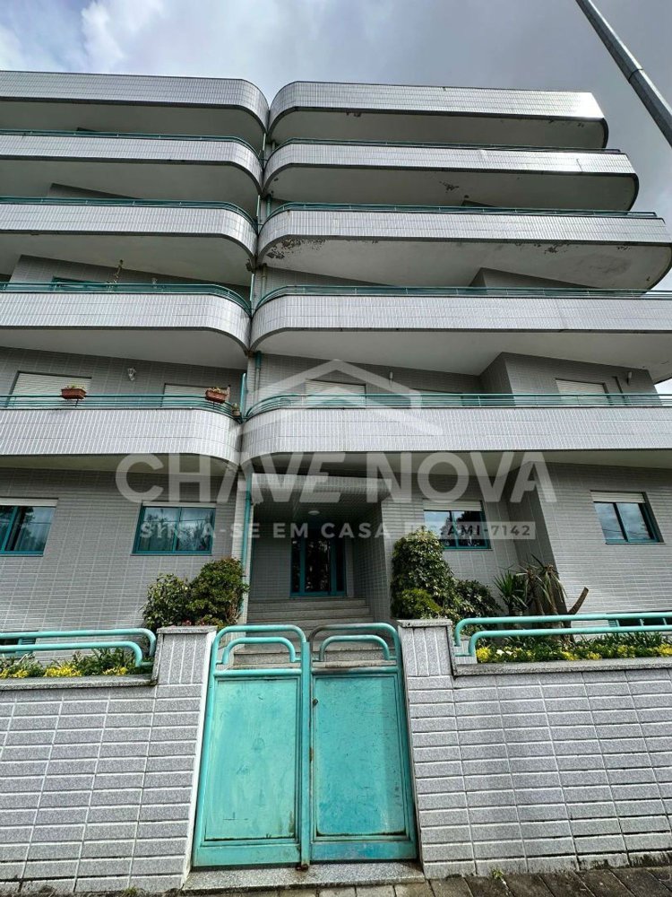 Квартира с 3 спальнями в Фанзереш, Португалия № 235213