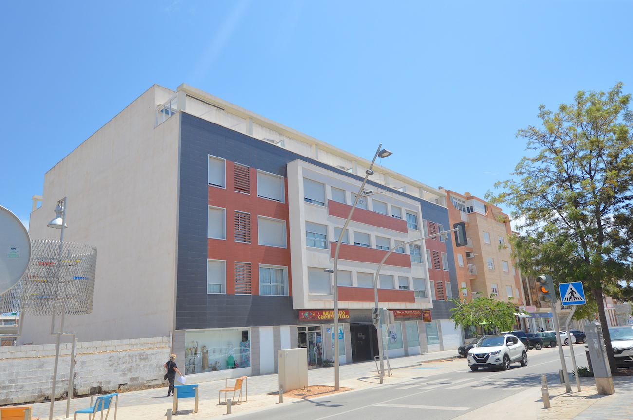 Apartamento de 2 dormitorios en Pilar de la Horadada, Spain No. 510