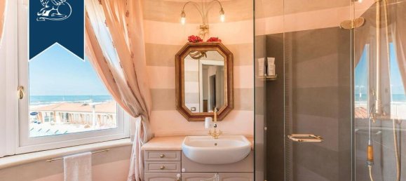 3 Schlafzimmer Penthouse in Viareggio, Italy, Nr. 329321 28