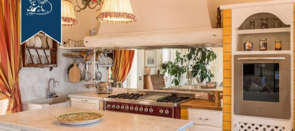 3 Schlafzimmer Penthouse in Viareggio, Italy, Nr. 329321 23