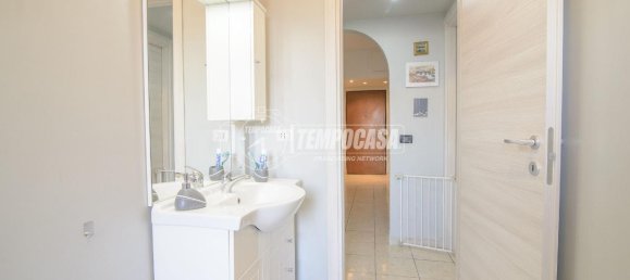 2 rooms Apartment in Senago, Italy No. 42283 60