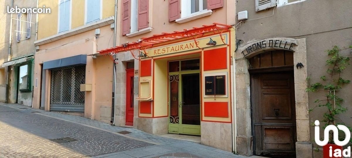 Apartamento de 4 habitaciónes en Greoux-les-Bains, France No. 194026