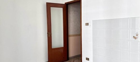 3-salle Appartement à Ficarazzi, Italy No. 46092 20