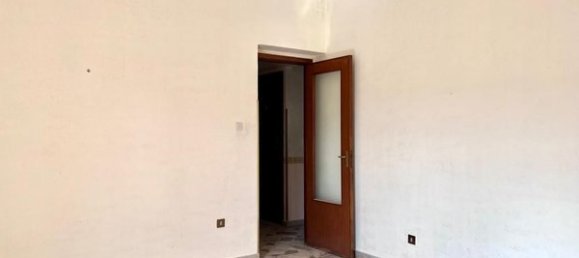 3-salle Appartement à Ficarazzi, Italy No. 46092 5