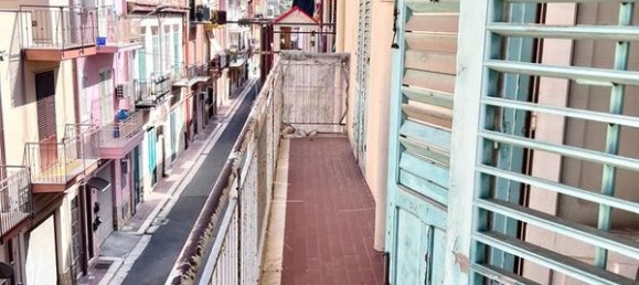 3-salle Appartement à Ficarazzi, Italy No. 46092 4