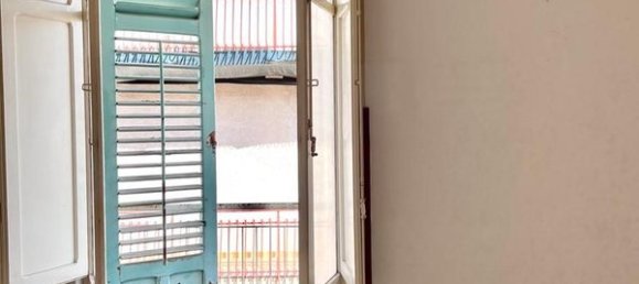 3-salle Appartement à Ficarazzi, Italy No. 46092 16