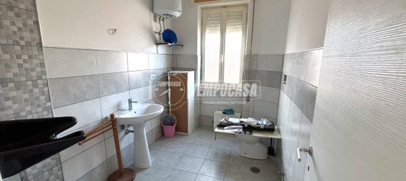 4 rooms Apartment in Fiumicino, Italy No. 171658 9
