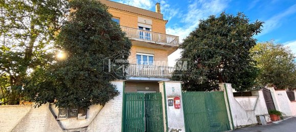 4 rooms Apartment in Fiumicino, Italy No. 171658 20