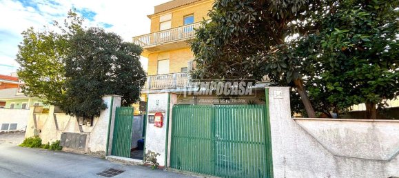 4 rooms Apartment in Fiumicino, Italy No. 171658 18