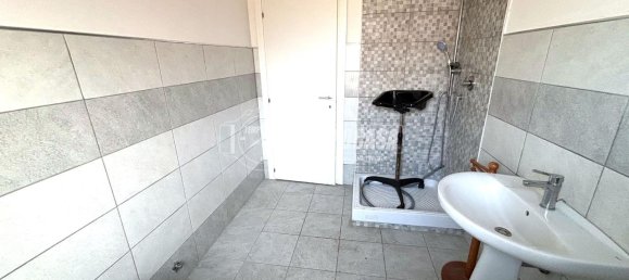 4 rooms Apartment in Fiumicino, Italy No. 171658 8