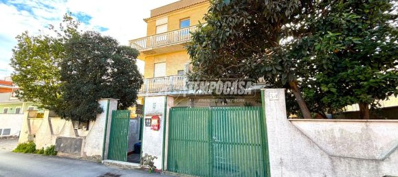 4 rooms Apartment in Fiumicino, Italy No. 171658 19