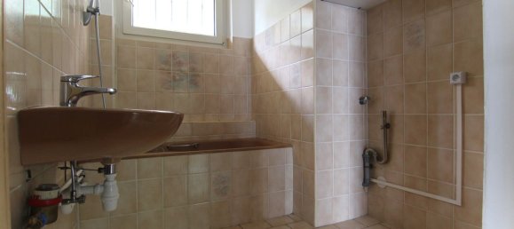 2 bedrooms Apartment in Mulhouse, France No. 63893 9