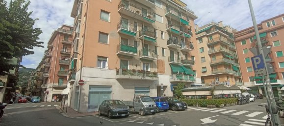 Apartamento de 2 habitaciónes en Rapallo, Italy No. 310659 2