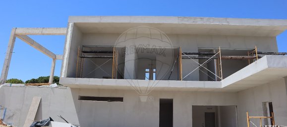 3 bedrooms House in Lagoa, Portugal No. 28485 8