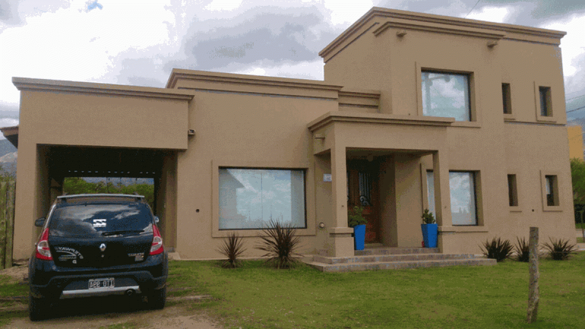 3 bedrooms House in San Luis, Argentina No. 5541