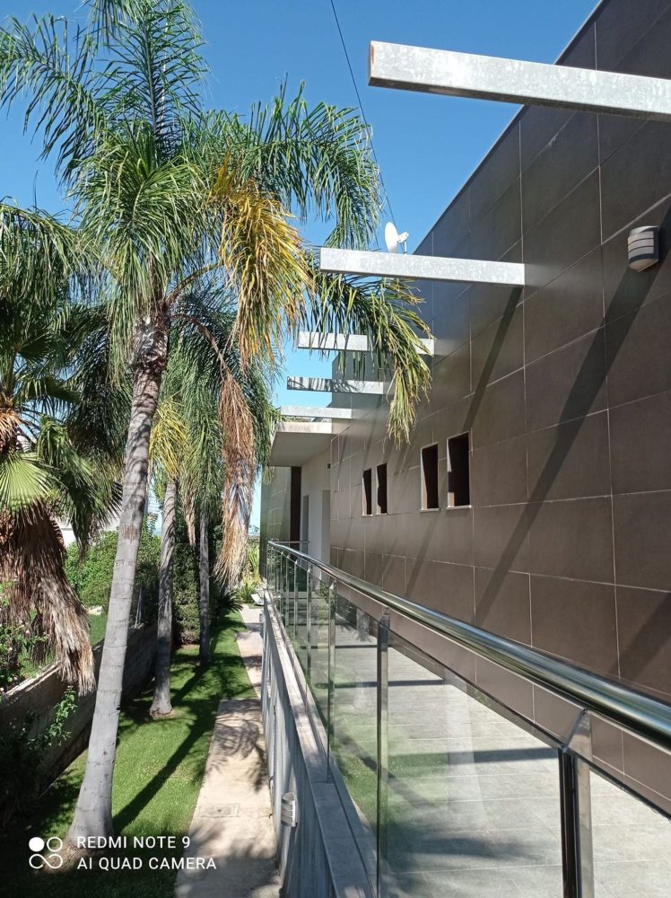 Casa de 3 dormitorios en València, Spain No. 141224