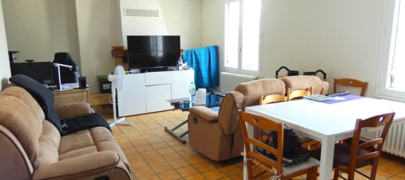 2 bedrooms Apartment in Aurillac, France No. 292592 2