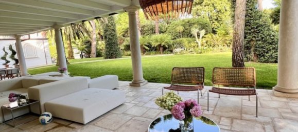 8 bedrooms Villa in Forte dei Marmi, Italy No. 192221 26