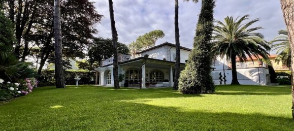 8 bedrooms Villa in Forte dei Marmi, Italy No. 192221 8