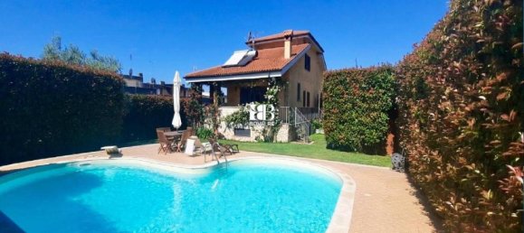 Villa de 7 divisões em Rome, Italy N.º 29383 2