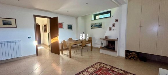 Villa de 7 divisões em Rome, Italy N.º 29383 10