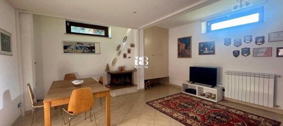 Villa de 7 divisões em Rome, Italy N.º 29383 9