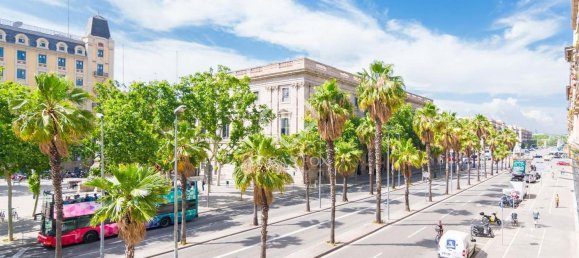 Ático de 3 dormitorios en Ciudad Vieja, Spain No. 169869 48