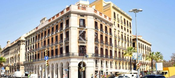 Ático de 3 dormitorios en Ciudad Vieja, Spain No. 169869 31