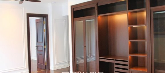 6 Schlafzimmer Villa in Long Bien, Vietnam, Nr. 932 7