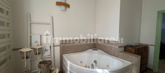 4 Schlafzimmer Villa in Gualtieri, Italy, Nr. 298538 27