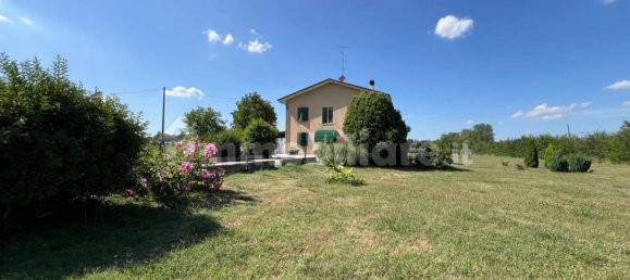 4 Schlafzimmer Villa in Gualtieri, Italy, Nr. 298538 4