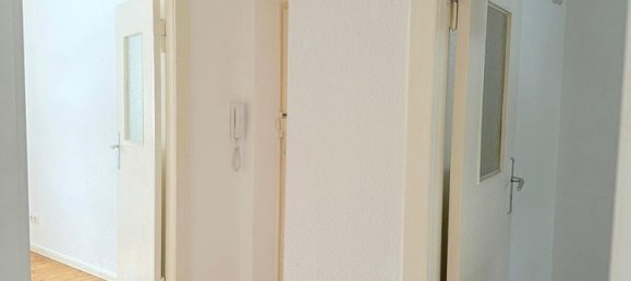 3 rooms Apartment in Zehlendorf, Germany No. 23110 4