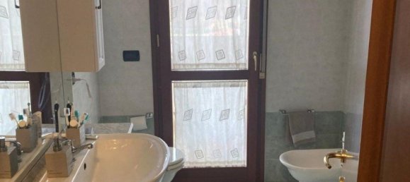 4 bedrooms Apartment in Selvazzano Dentro, Italy No. 312981 10