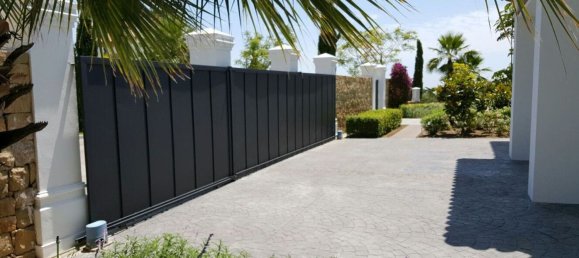 5 bedrooms House in Malaga, Spain No. 39352 18