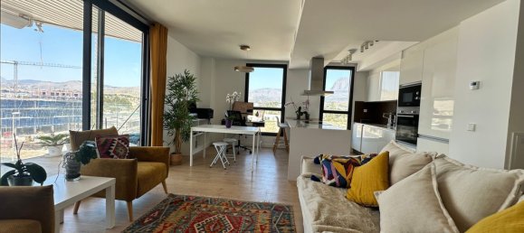 Apartamento de 2 dormitorios en Alicante, Spain No. 158225 3