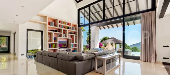 Villa de 8 dormitorios en Málaga, Spain No. 177735 8