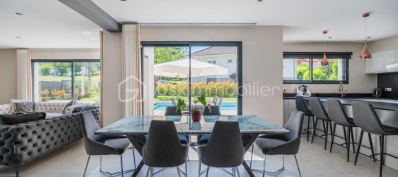 4 bedrooms Villa in Brie-et-Angonnes, France No. 337538 5