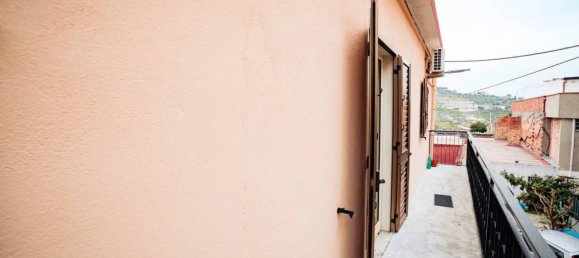 2 غرف نوم شقة في Reggio Calabria, Italy رقم 39243 12