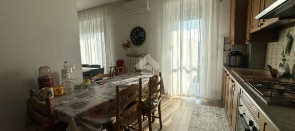 4-salle Appartement à Albano Sant'Alessandro, Italy No. 269716 24