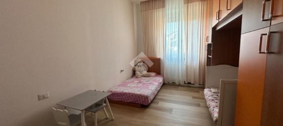 4-salle Appartement à Albano Sant'Alessandro, Italy No. 269716 12