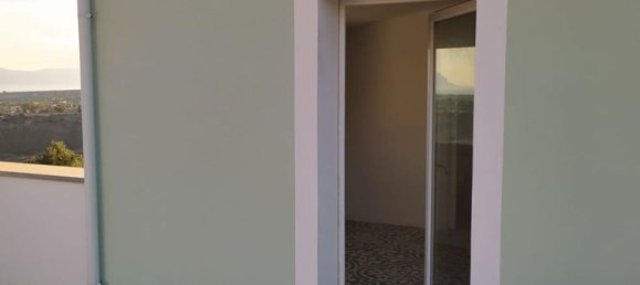 Вилла с 6 комнатами в Кастелламмаре дель Гольфо, Италия № 258747 22