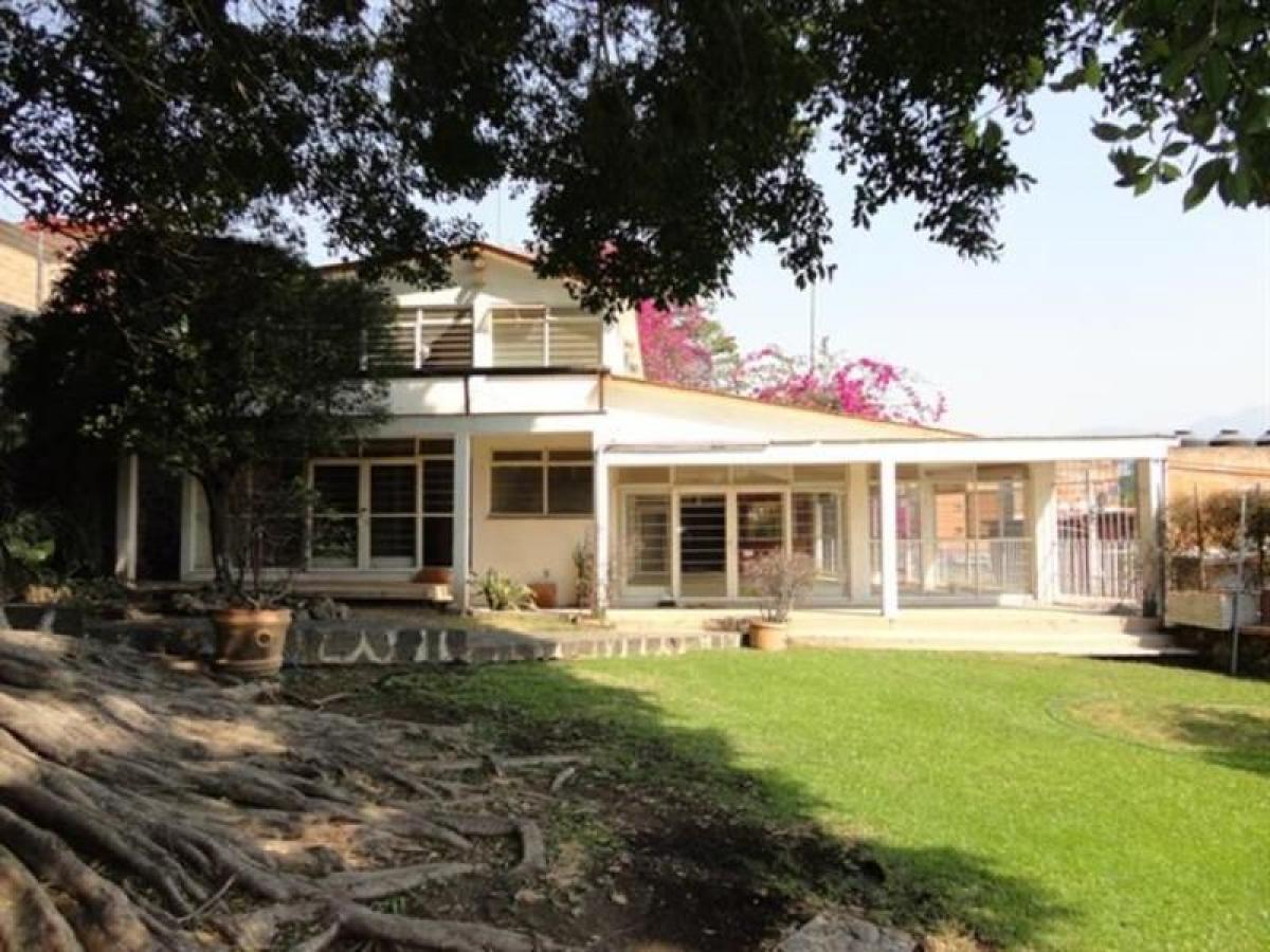 4 bedrooms House in Morelos, Mexico No. 188613