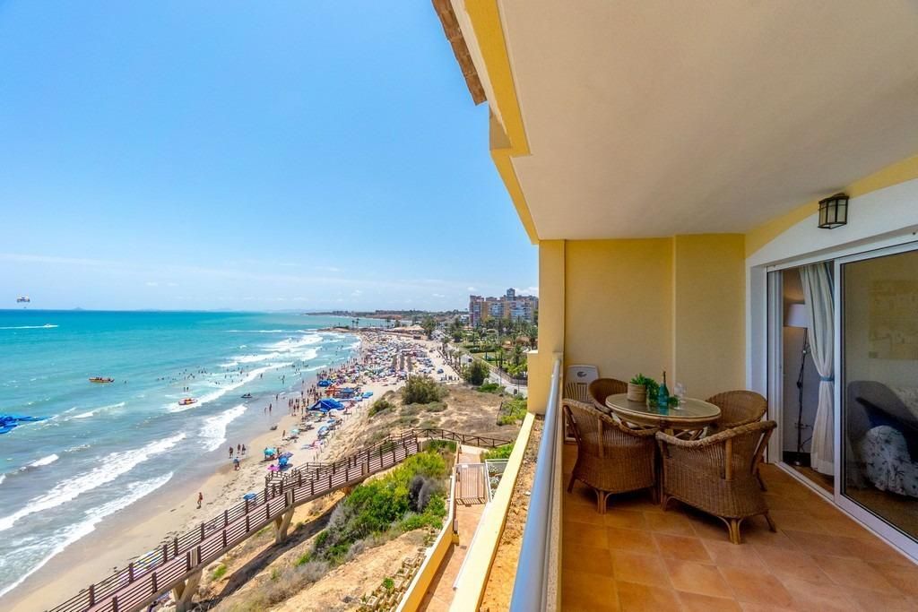 3 غرف نوم منزل ذو طابقين في Alicante, Spain رقم 188132