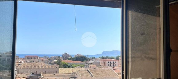 5 bedrooms Apartment in Palermo, Italy No. 328620 30